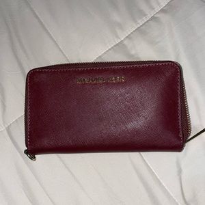 Michael Kors Wristlet Wallet